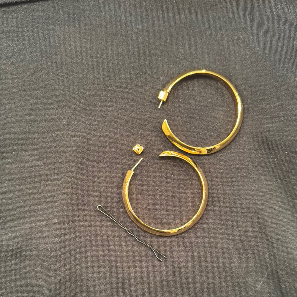 Kate Spade Elegant Gold Hoop Earrings